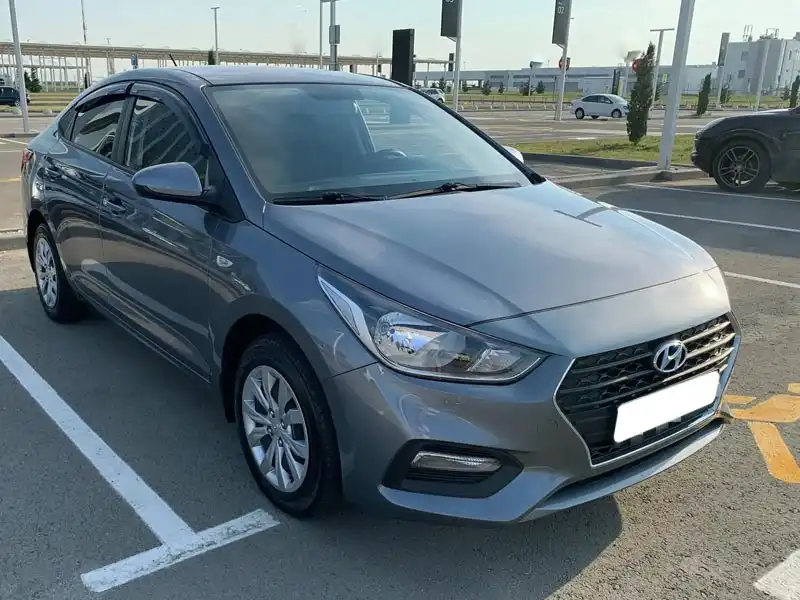 How to Choose a Car for Rent in Sochi: Tips for Tourists